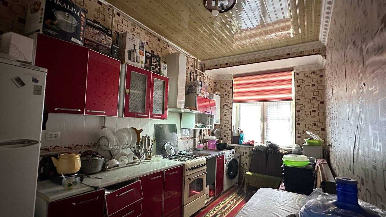 Urganch Shahrida Vagzal yonida 3 xonali uy ijaraga beriladi.