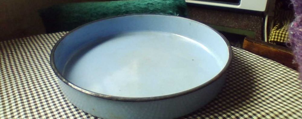 Индукционна емайлирана  кръгла тава