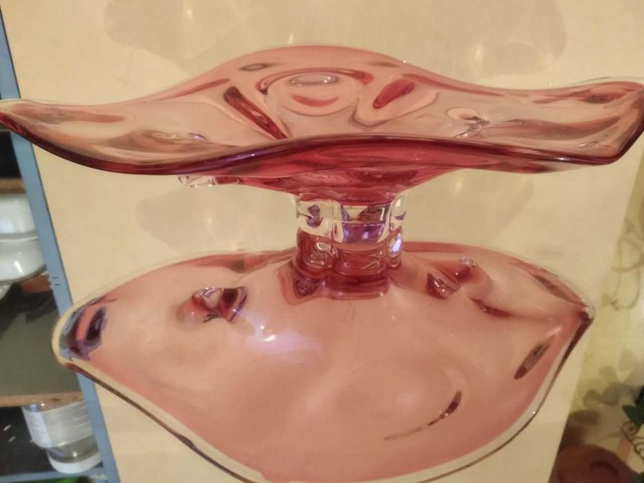 Фруктовница Чехословакия из гутного стекла