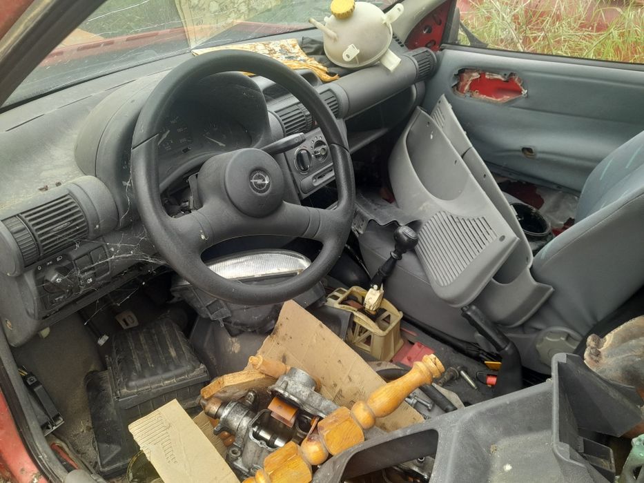 Opel Corsa 1.4 Бензин На Части
