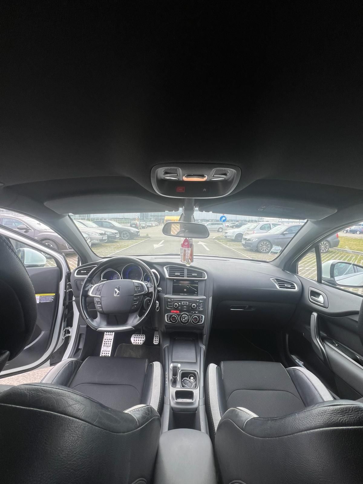 Citroen 2013 DS4