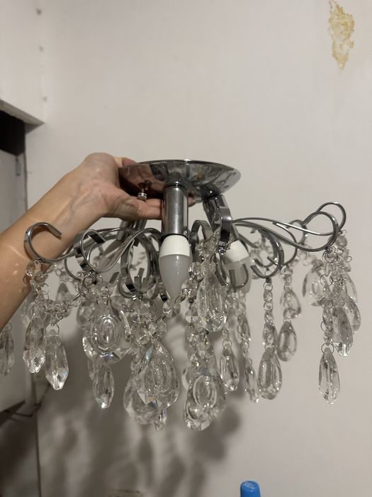 Люстра Продаю