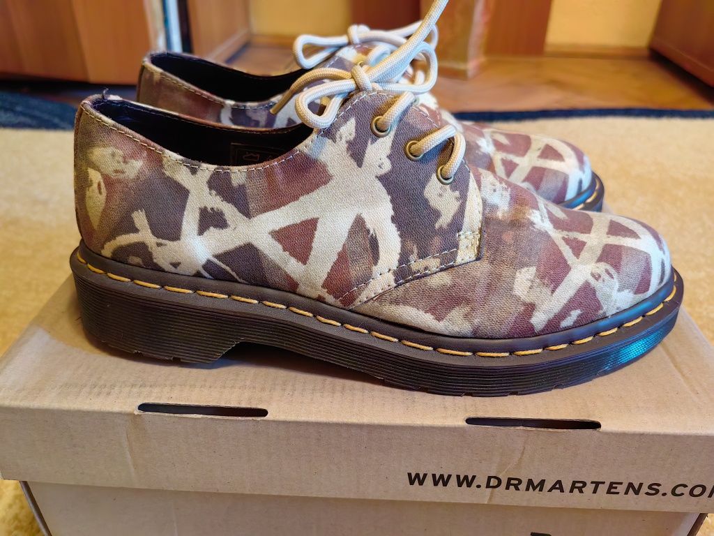 Dr. Martens Union Jack Anarchy Fine canvas