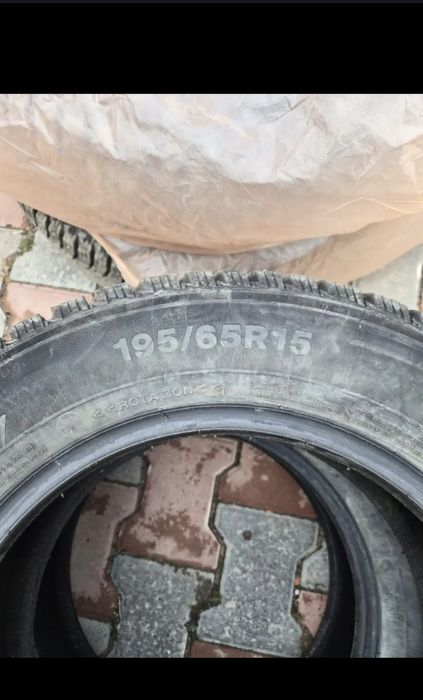 Продам шины зимние шипованные