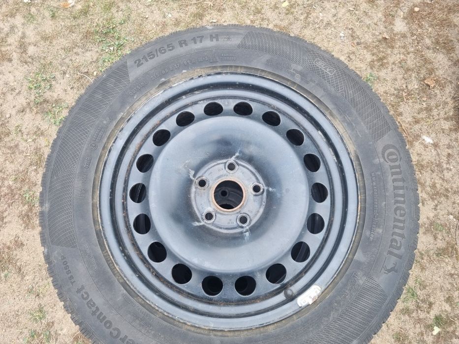 Vand anvelope cu jante  215 65 17