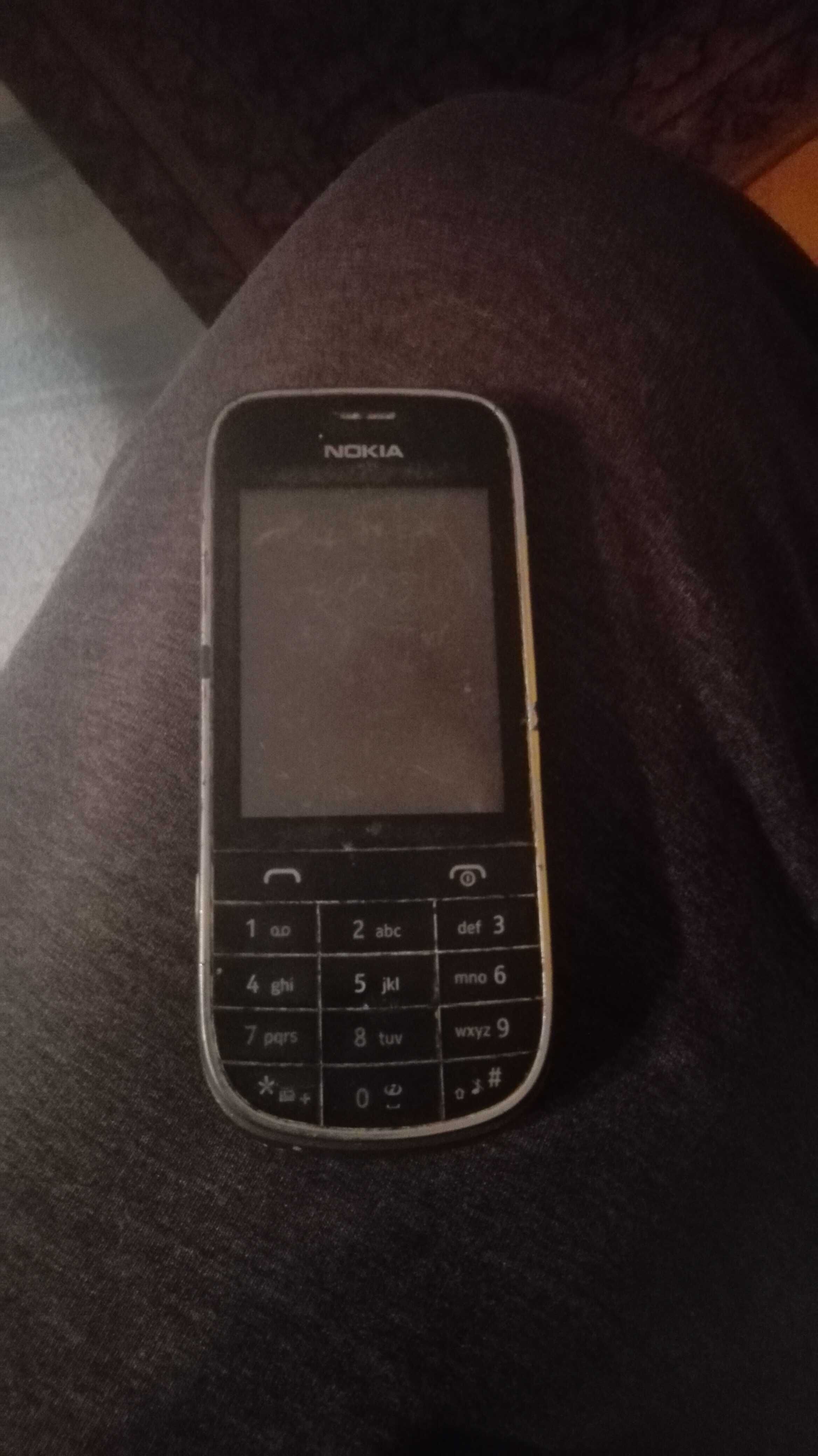 Telefon Nokia 203 funcțional de colecție