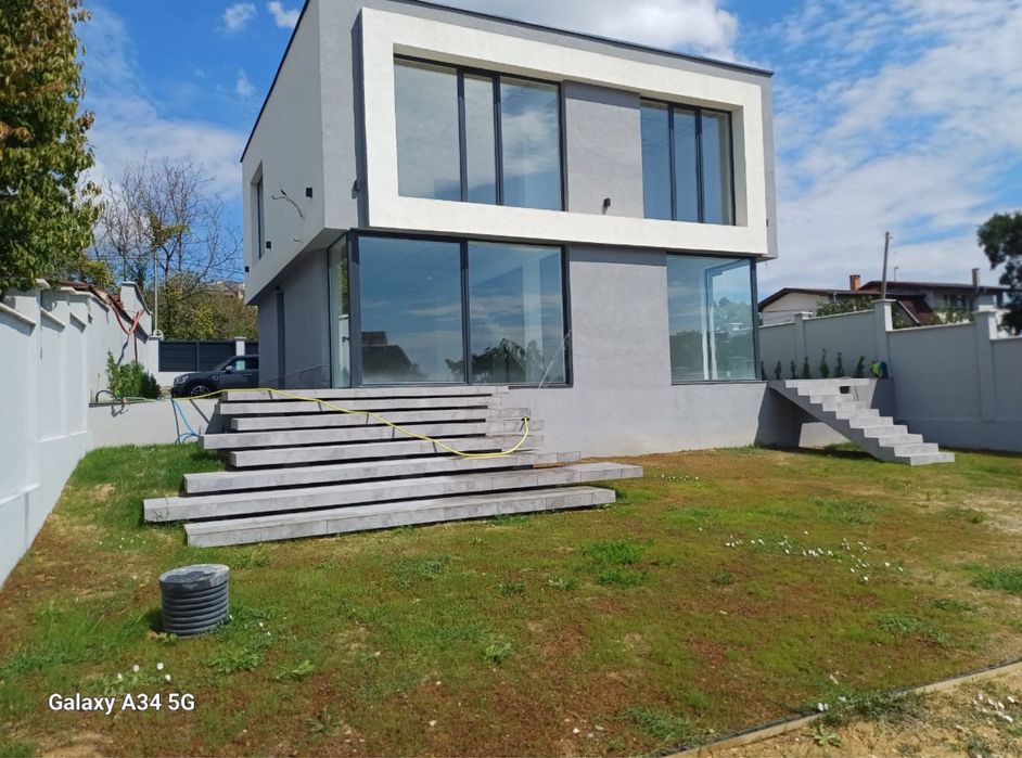 Нова къща м-ст. Ален Мак