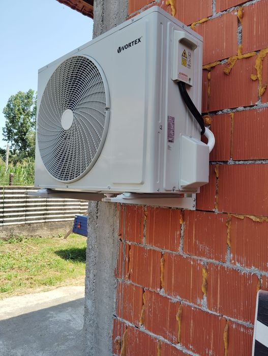 Montaj,reparatii,curățare Aer conditionat