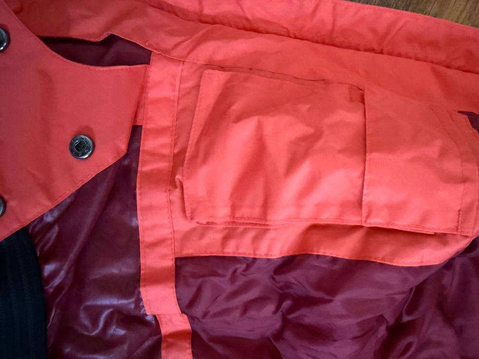 Детски ски екип.Размер 134-яке,долно 140