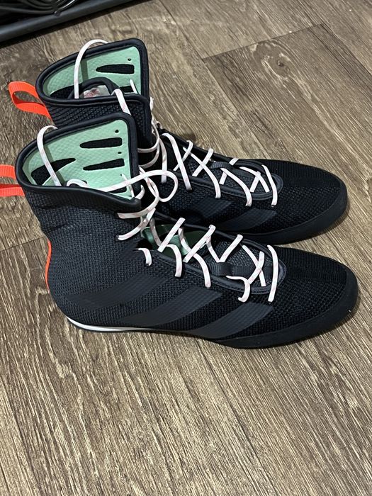 Маратонки за бокс Адидас