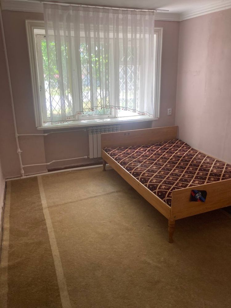 Сдается 3 х ком квартира в центре Чирчика