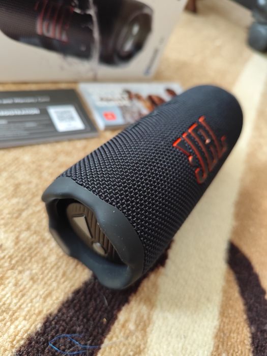 JBL FLIP 7 тонколонка