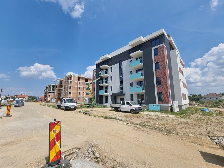Proprietar vand apartament nou Micro 17