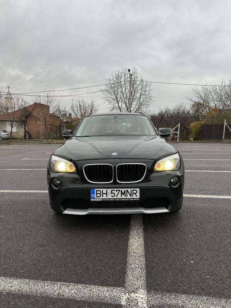 BMW X1 X-Drive 4x4 Bixenon Adaptiv Navi