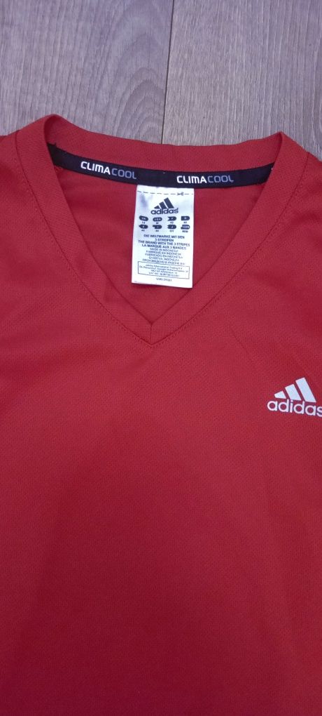 Bluză adidas ca nouă