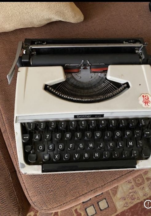 Vand masina de scris Brother 210