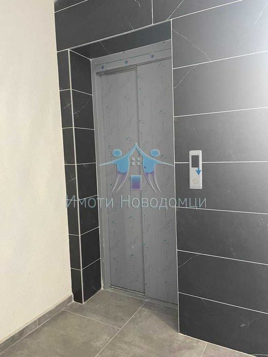 Продава се Двустаен апартамент в Шумен, Пазара - 70 кв.м за 1400 €/кв.м - Снимка #7