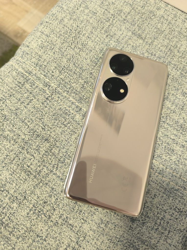 Huawei p50 pro cocoa gold