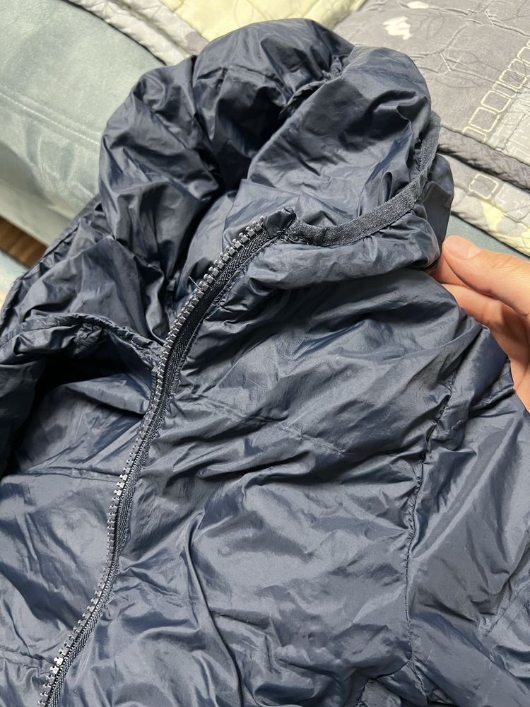 продам детскую весеннюю куртку Zara