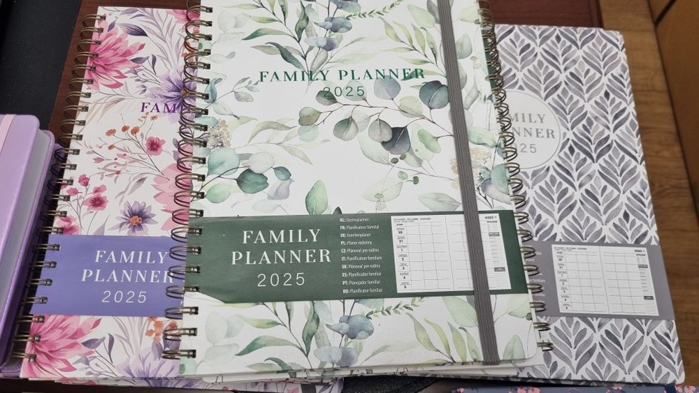 Agende/planificatoare birou diverse dimensiuni si modele