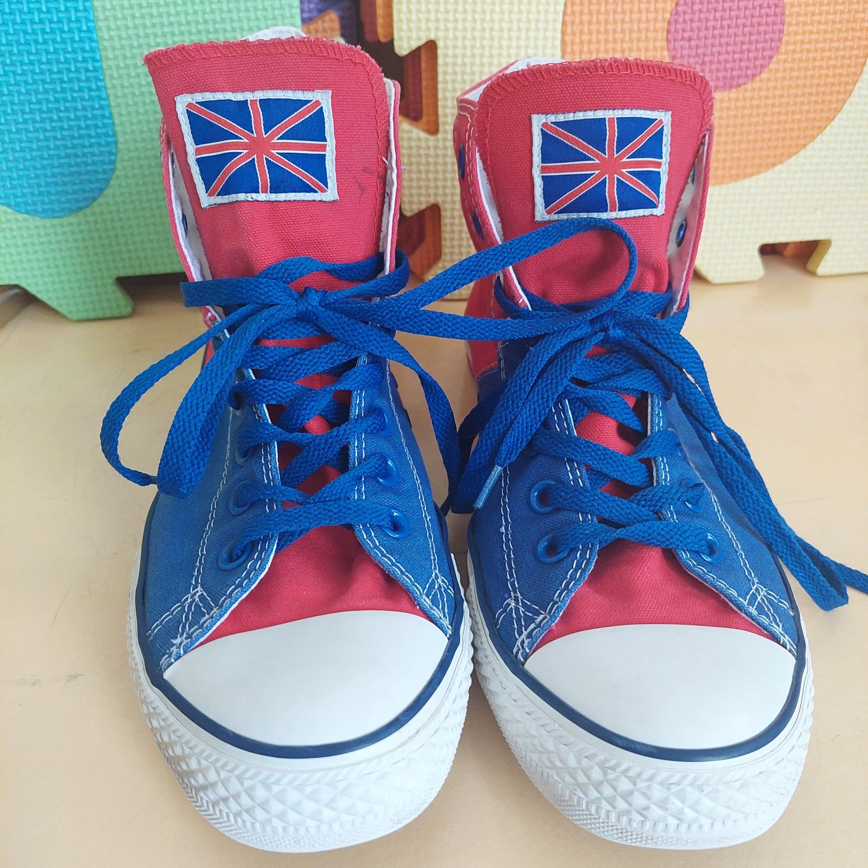 Кецове  Converse