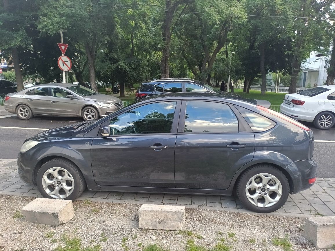 Ford Focus 2008 1.6 Benzină - GPL