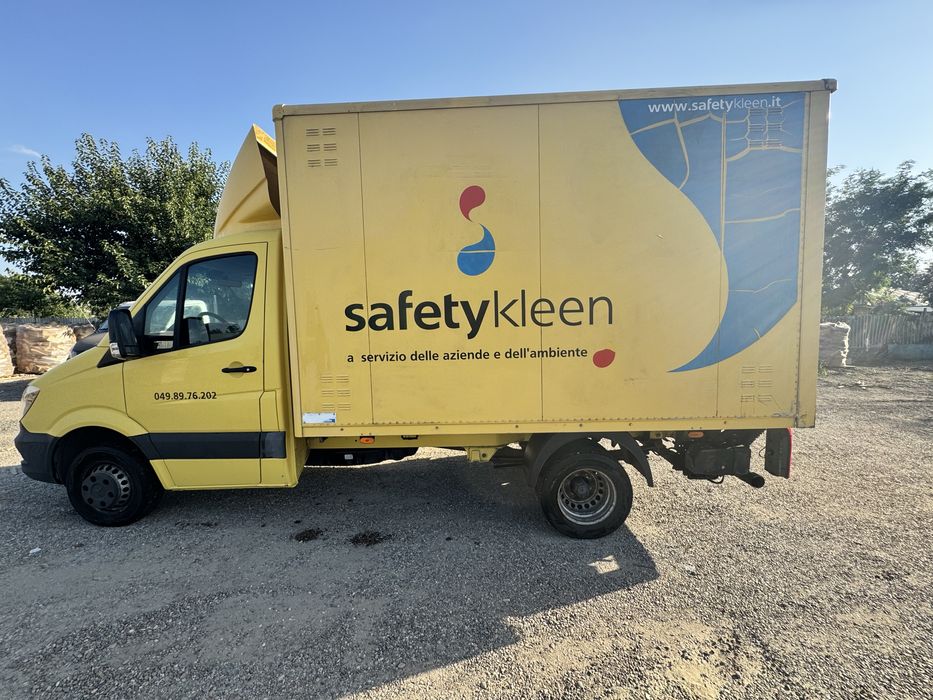 Vand/Schimb Mercedes Sprinter 413 cu lift/punte dubla
