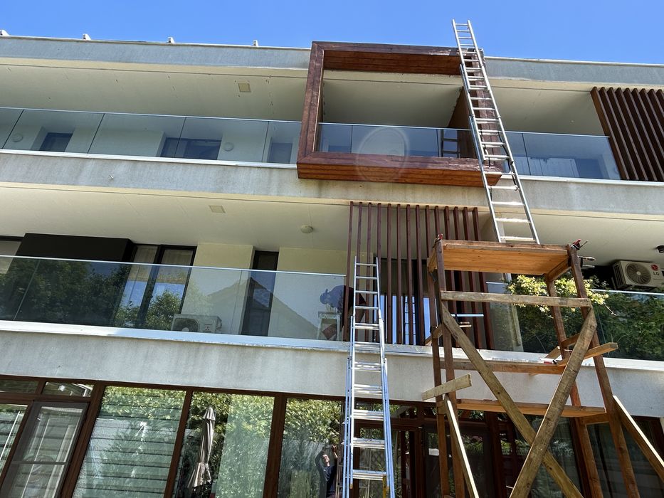 Schela de 4 m inaltime/ 1,5 m latime de vanzare