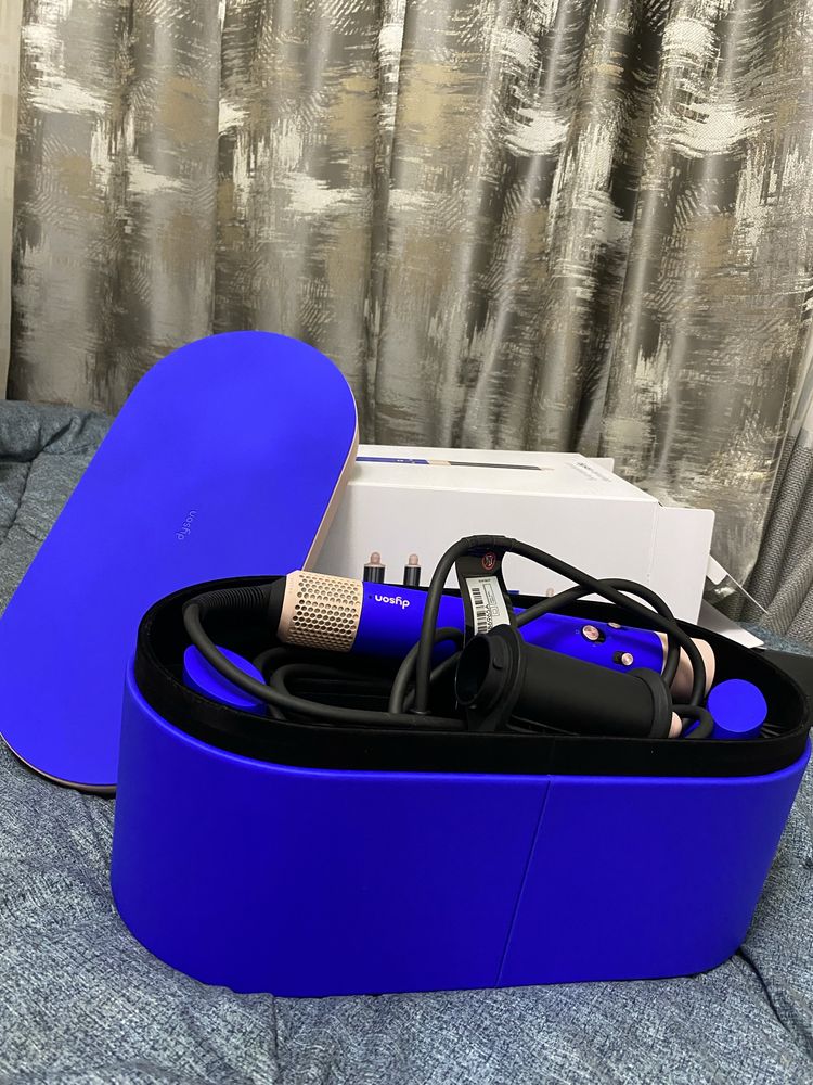 Фен-стайлер Dyson Airwrap