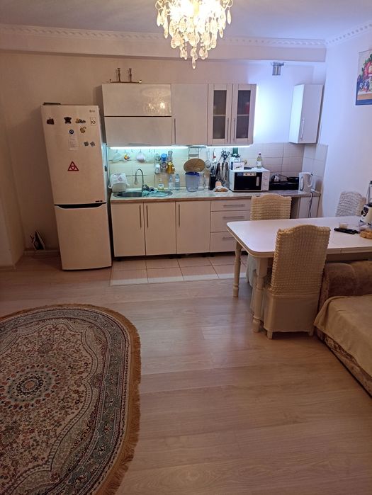 Продам евро 3-комнатную квартиру