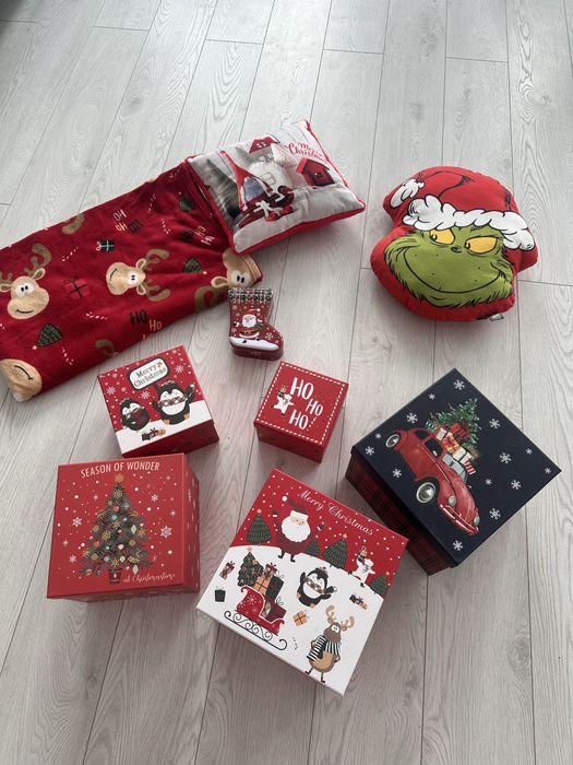 Новогодишни чинии, 1 снимка = 25 лв, всичко 50 лв