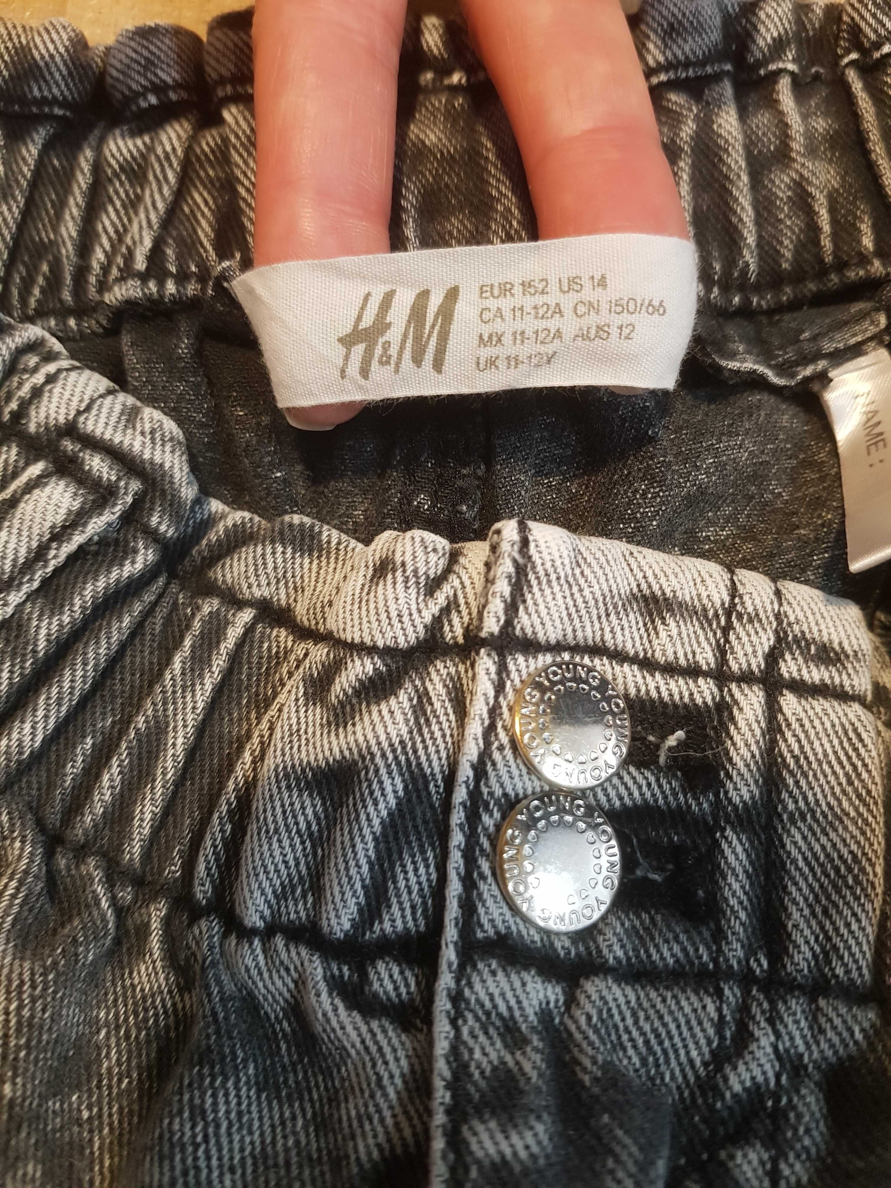 Детски дънкови къси панталонки - H&M - 11-13 г. (две за едно)