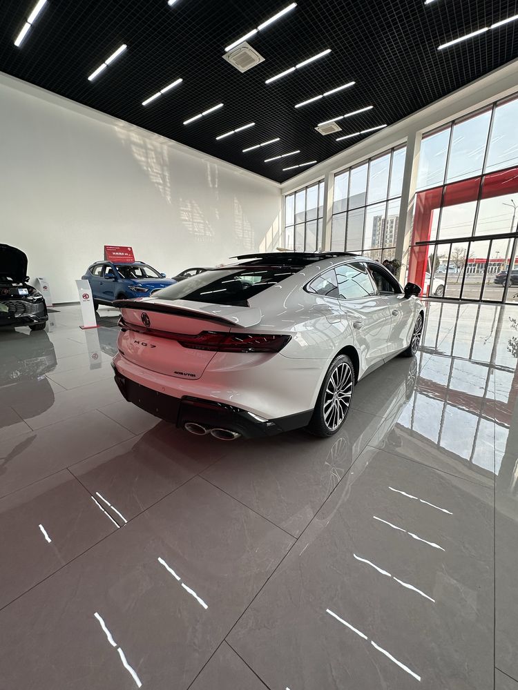 Kia5 dan malibudan aqilli MG7 sportivni