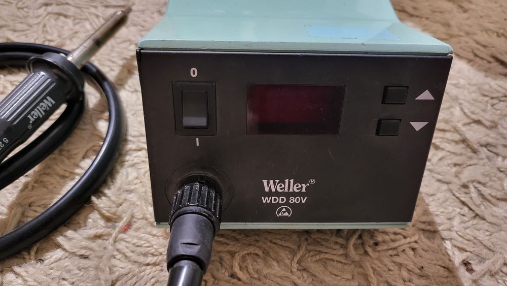 Станция за разпояване Weller WDD 80V desoldering