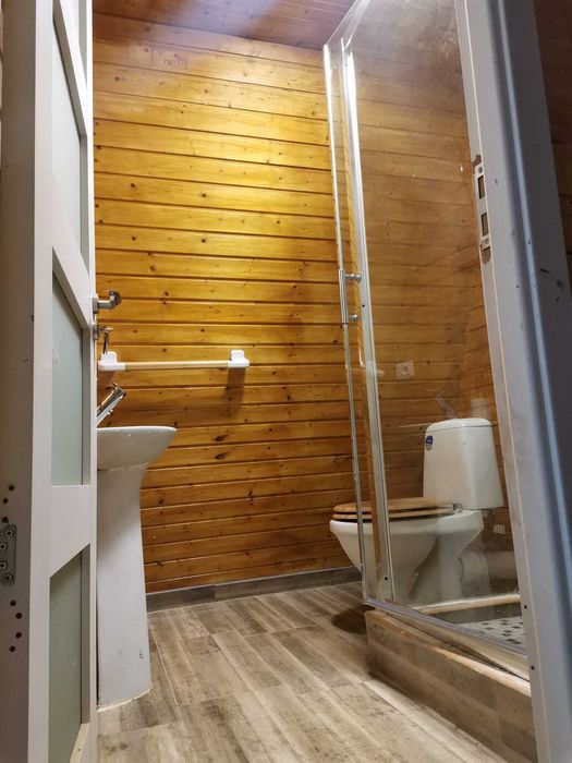 2 Cabane de inchiriat (ocupate de Paște!!)
