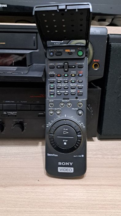 Videorecorder VHS Hi-Fi Stereo SONY SLV-E811