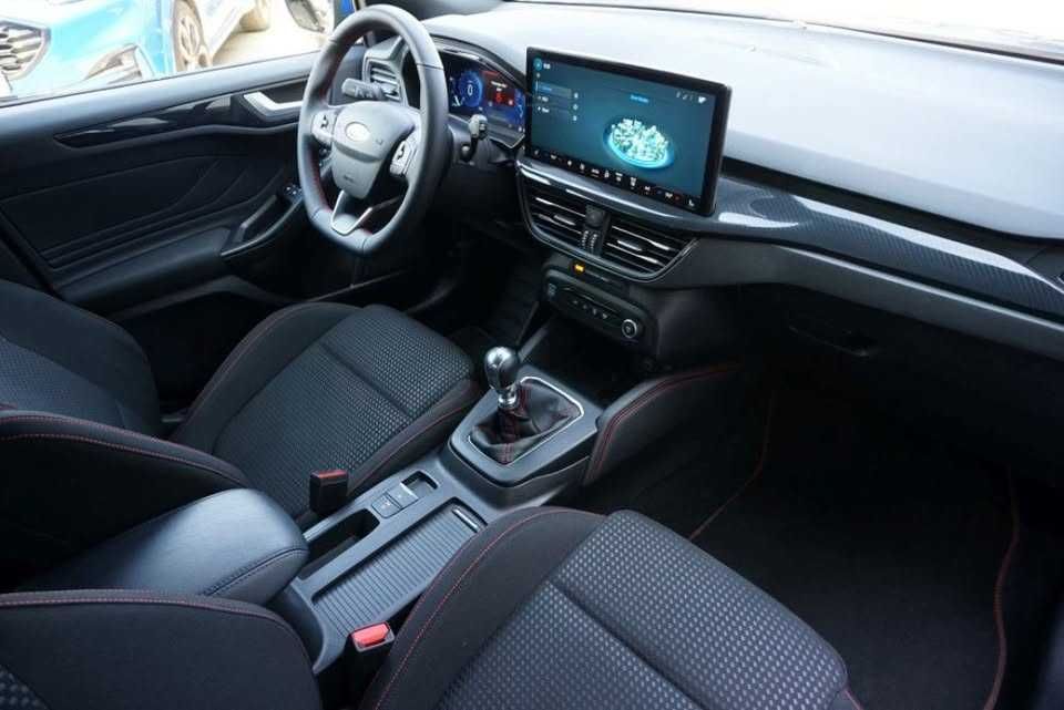 Ford Focus 2023 1.0T EcoBoost mHEV155 CP km full istoric reprezentanta