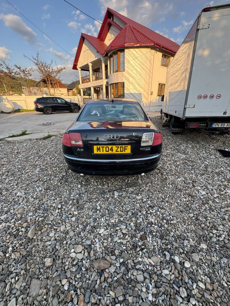Vand audi a8 spre dezmembrari