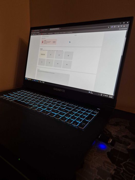 Laptop Gaming Gigabyte G7 MF 17.3"