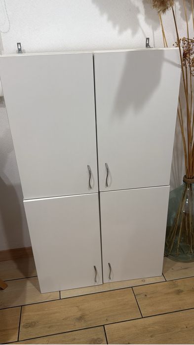 Продам шкафы белые современые