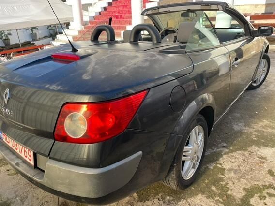 Renault megane cabrio 2007 Carte service masina este în stare excelent