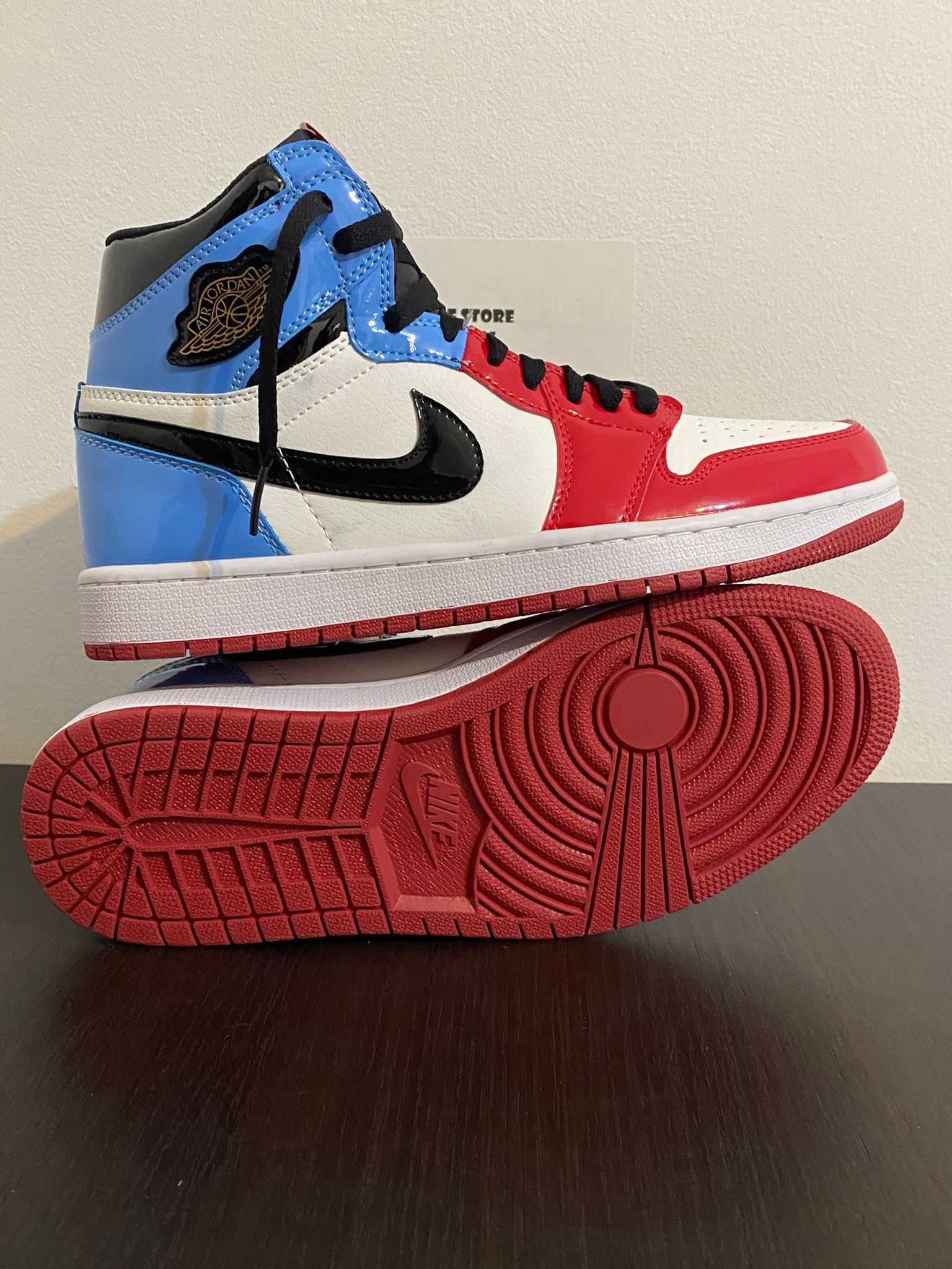 Air Jordan 1 High Fearless 42/43