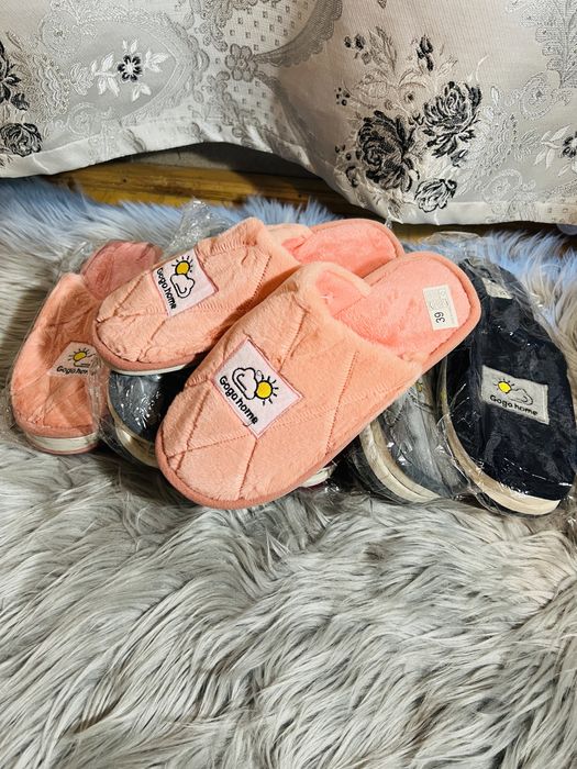 Papuci de casa dama si barbati