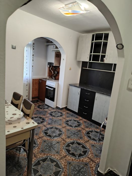 2 camere semidecomandat