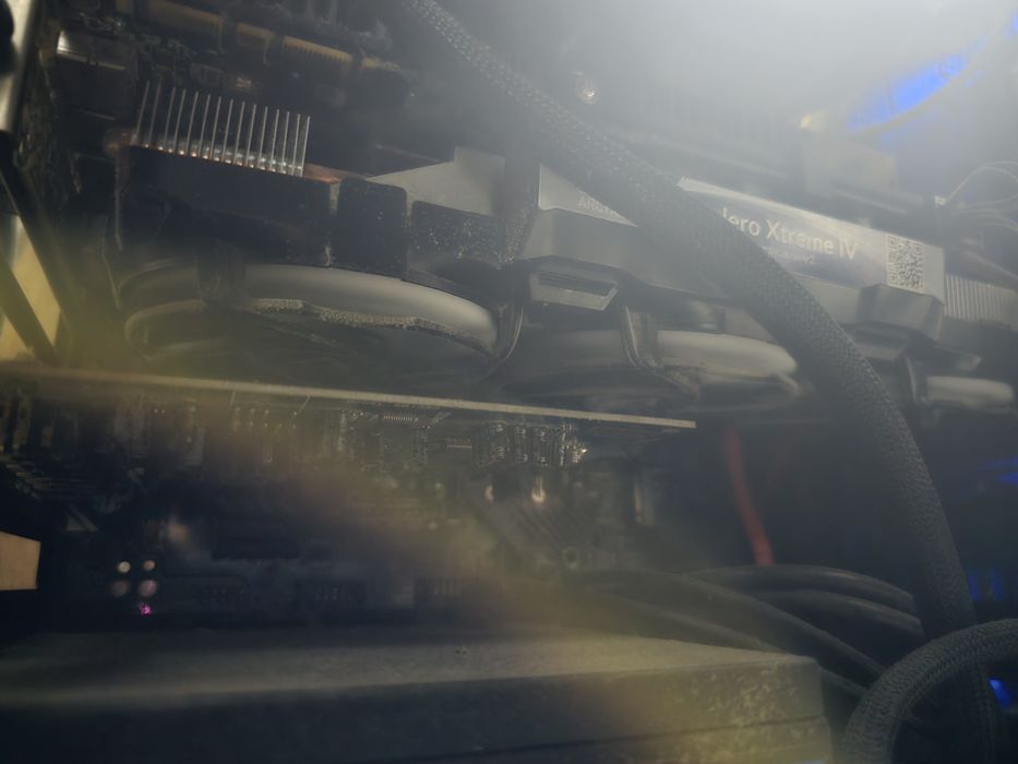 Vand urgent palit Gtx1080 dual 8gb cu super racire.ARCTIC Accelero