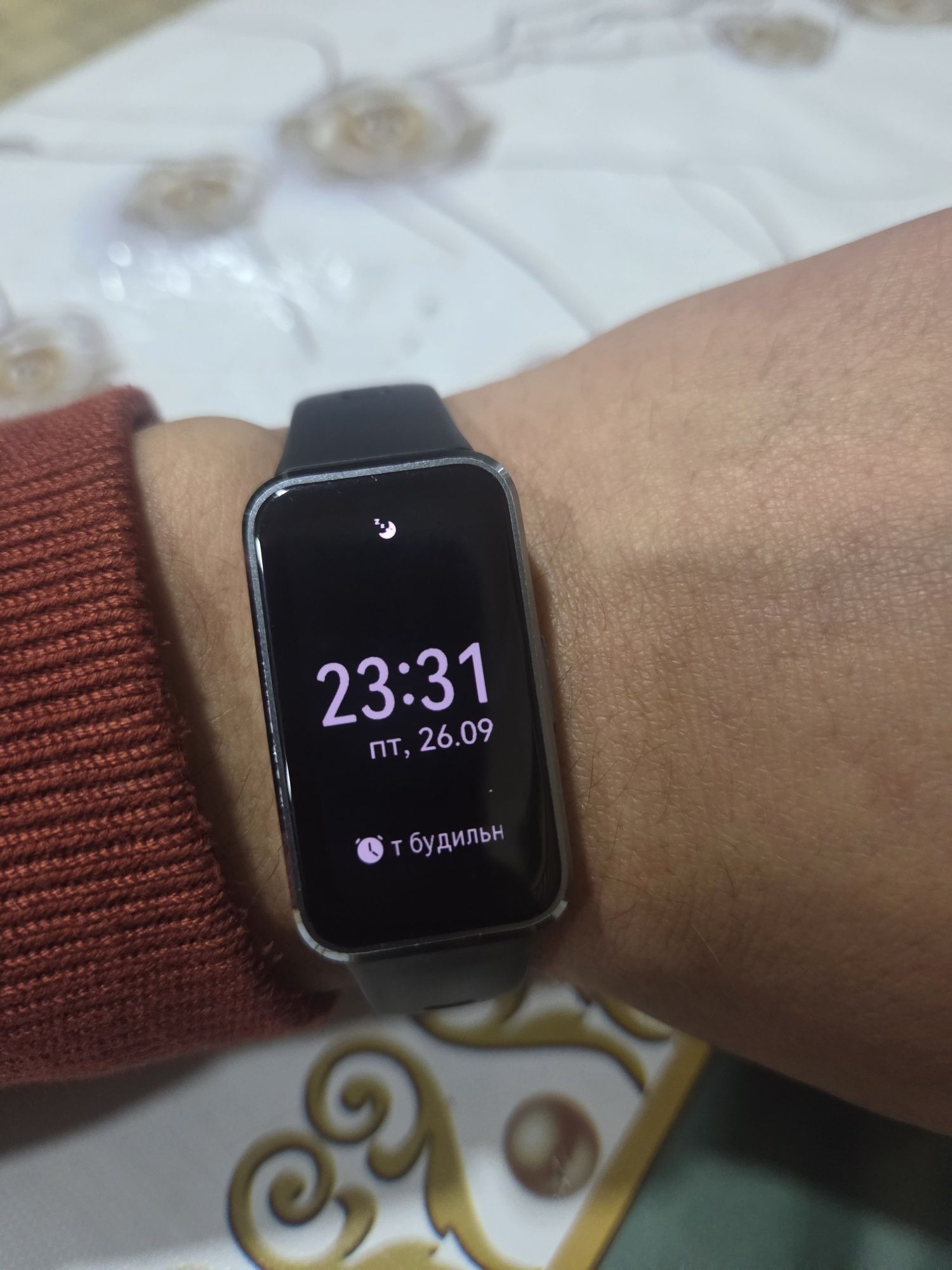 Huawei Band 10 .