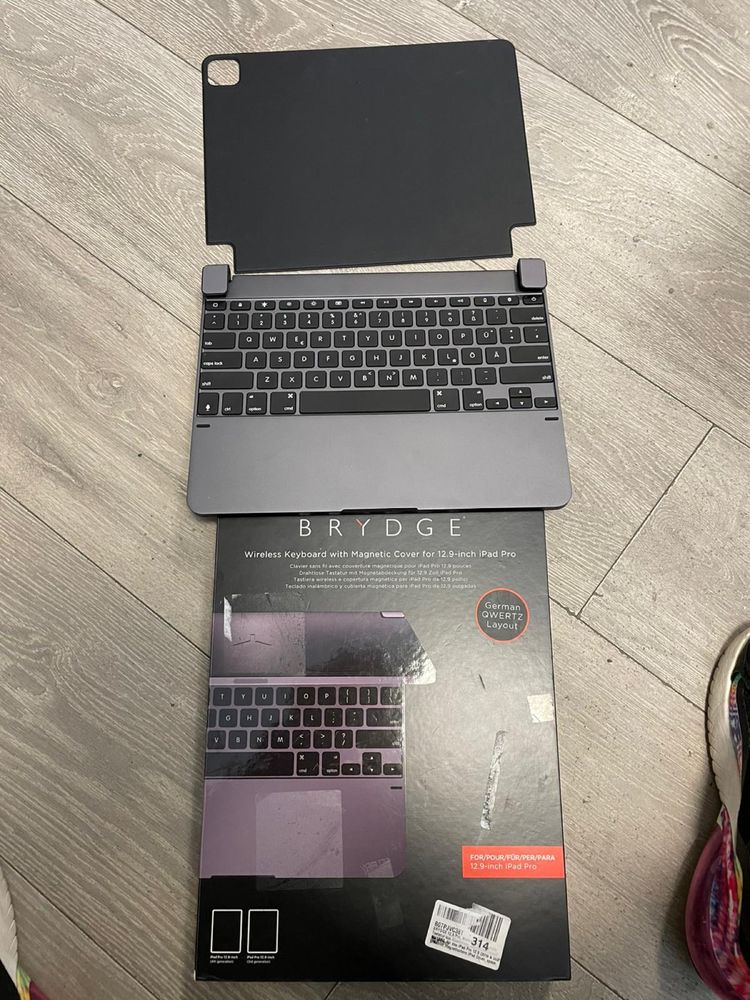 Tastatura wireless+husa Ipad Pro 12,9 inch,generatia 3,4