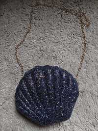 Дамска чанта/клъч във формата на морска мида