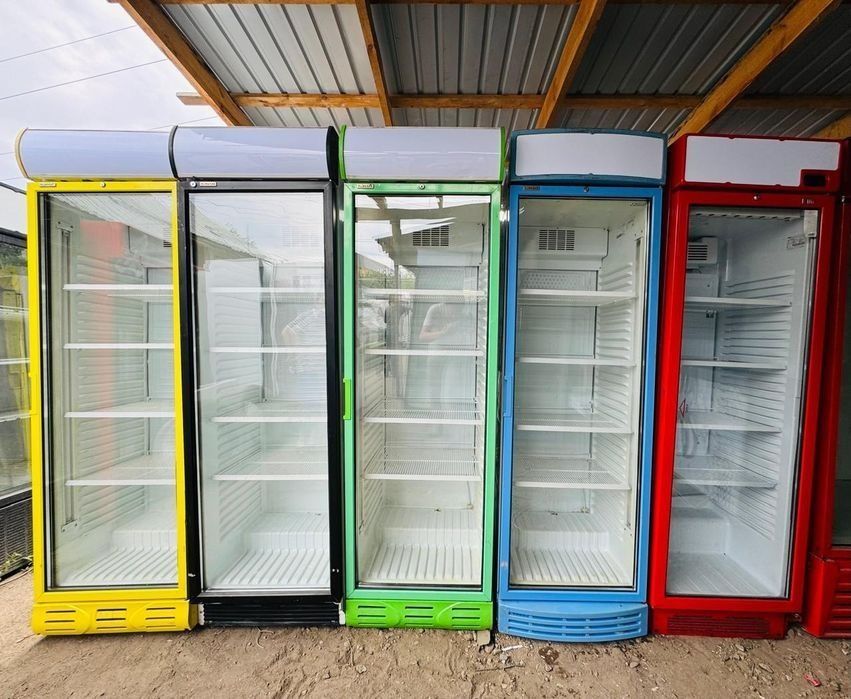 Холодильник стеклянный