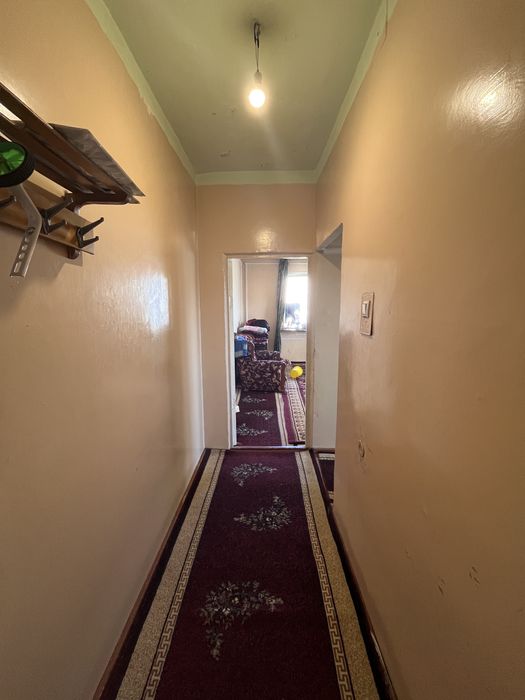 Продаётся квартира 1/4/4 в Алмазарском районе 2/4